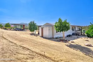 8360 W Barrington Rd, Wilhoit, AZ 86332 - Photo 29