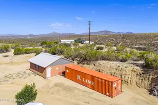8360 W Barrington Rd, Wilhoit, AZ 86332 - Photo 5