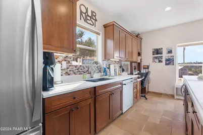 2932 N Skylight Drive, Kingman, AZ 86401 - Photo 9