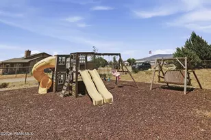 9040 N Antelope Mdws Dr, Prescott Valley, AZ 86315 - Photo 31