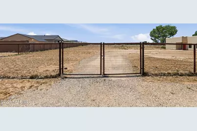 9040 N Antelope Meadows Drive, Prescott Valley, AZ 86315 - Photo 47