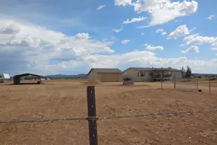 2225 W Bayberry Dr, Paulden, AZ 86334 - Photo 3