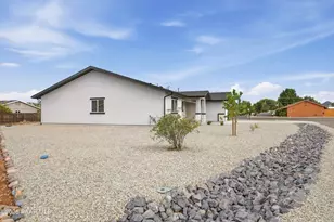 8585 E Apache Dr, Prescott Valley, AZ 86314 - Photo 9