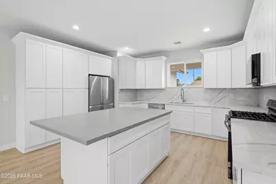 8585 E Apache Drive, Prescott Valley, AZ 86314 - Photo 15