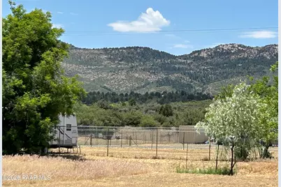 18628 S Joseph Hodge Road, Peeples Valley, AZ 86332 - Photo 3
