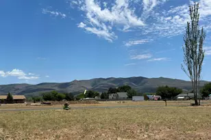 18628 S Joseph Hodge Rd, Peeples Valley, AZ 86332 - Photo 1