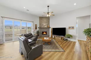 11101 N Seneca Point Ln, Prescott Valley, AZ 86315 - Photo 9