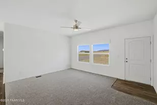 3419 W Cherry Blossom Ln, Paulden, AZ 86334 - Photo 7