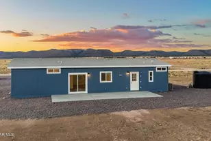 3419 W Cherry Blossom Ln, Paulden, AZ 86334 - Photo 25