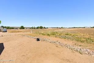 235 W Acapulco Way, Paulden, AZ 86334 - Photo 25