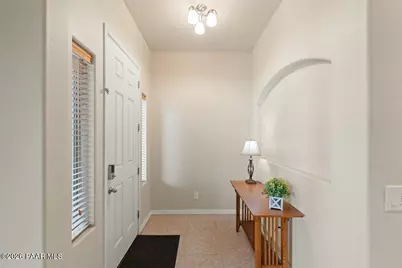 1805 S Crooked H Trail, Dewey-Humboldt, AZ 86327 - Photo 5