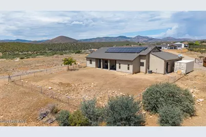1805 S Crooked H Trail, Dewey-Humboldt, AZ 86327 - Photo 39