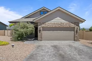 982 Newton Way, Chino Valley, AZ 86323 - Photo 1