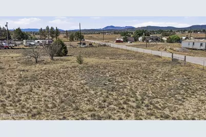 24695 N Catalina Street, Paulden, AZ 86334 - Photo 13