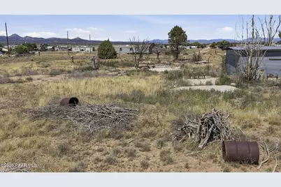 24695 N Catalina Street, Paulden, AZ 86334 - Photo 9
