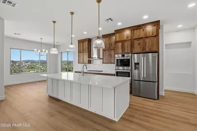 561 S Lakeview Drive, Prescott, AZ 86301 - Photo 9