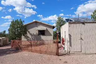 57602 N Hermana Ln, Seligman, AZ 86337 - Photo 3
