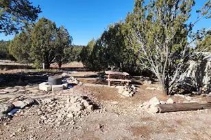 57602 N Hermana Ln, Seligman, AZ 86337 - Photo 19