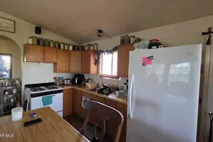 57602 N Hermana Ln, Seligman, AZ 86337 - Photo 45