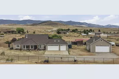 8183 N Blessing Lane, Prescott Valley, AZ 86315 - Photo 1