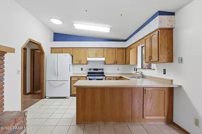 9116 E Longhorn Drive, Prescott Valley, AZ 86314 - Photo 11