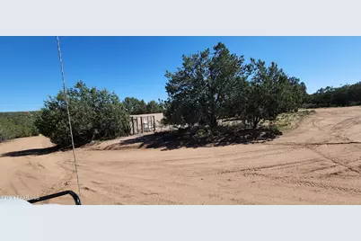 21095 E McKenzie Drive, Kingman, AZ 86401 - Photo 23