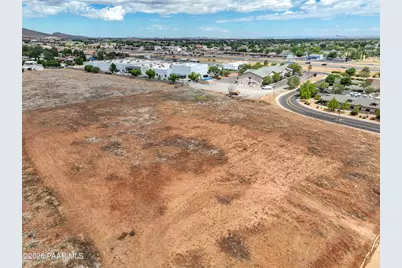 8391 E Eastridge Drive, Prescott Valley, AZ 86314 - Photo 7