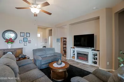 910 N Diaz Street, Prescott Valley, AZ 86327 - Photo 7