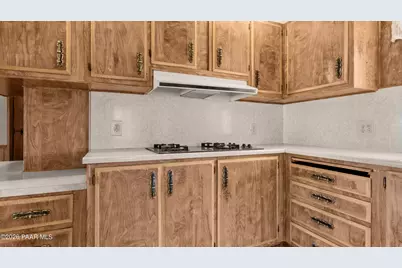 12070 E Yavapai Drive, Dewey-Humboldt, AZ 86327 - Photo 13