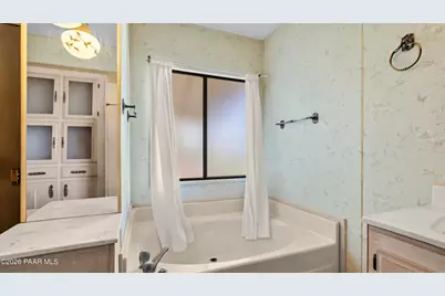 12070 E Yavapai Drive, Dewey-Humboldt, AZ 86327 - Photo 21
