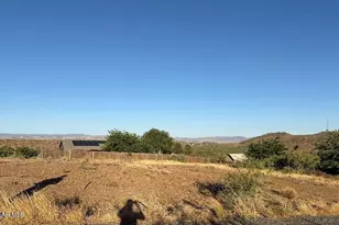 17758 E Bluejay Dr, Mayer, AZ 86333 - Photo 1