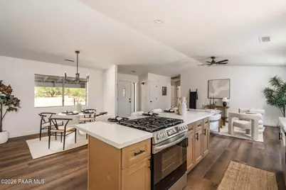 10375 E Oak Creek Valley Drive, Cornville, AZ 86325 - Photo 5