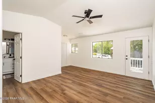 10375 E Oak Creek Valley Dr, Cornville, AZ 86325 - Photo 11
