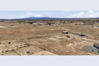 2280 W Chardonnay Way, Paulden, AZ 86334 - Photo 5