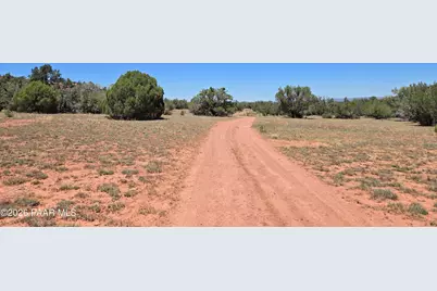236 W Kings Ranch Road, Ash Fork, AZ 86320 - Photo 9