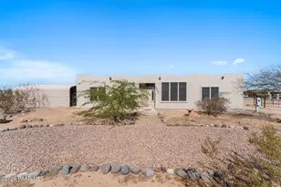 27513 N 252nd Ave, Wittmann, AZ 85361 - Photo 1