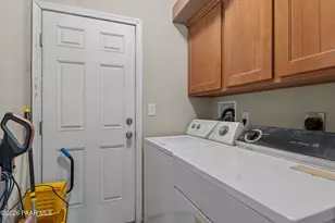 27513 N 252nd Ave, Wittmann, AZ 85361 - Photo 19