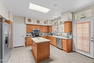 27513 N 252nd Ave, Wittmann, AZ 85361 - Photo 7