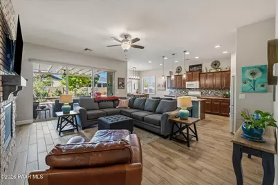 8636 N Wandering Creek Road, Prescott Valley, AZ 86315 - Photo 5