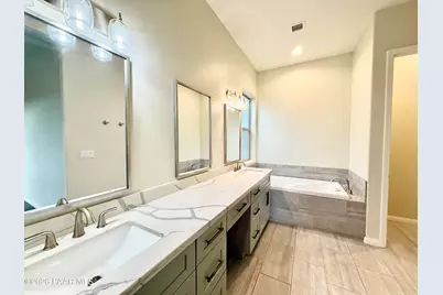 3676 N Valley View Drive #3, Prescott Valley, AZ 86314 - Photo 11