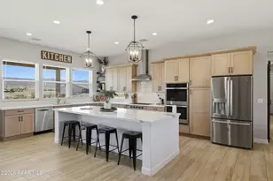 9330 N Concho St, Prescott Valley, AZ 86315 - Photo 7