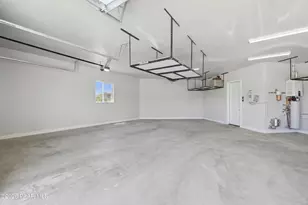9330 N Concho St, Prescott Valley, AZ 86315 - Photo 33