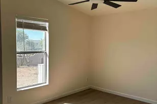 23895 W Cannon Dr, Congress, AZ 85332 - Photo 29