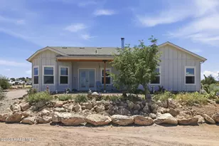 23962 N Headwaters Rd, Paulden, AZ 86334 - Photo 3