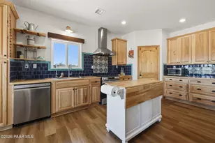 23962 N Headwaters Rd, Paulden, AZ 86334 - Photo 13