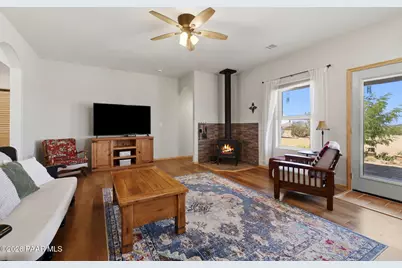 23962 N Headwaters Road, Paulden, AZ 86334 - Photo 11