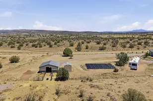 23962 N Headwaters Rd, Paulden, AZ 86334 - Photo 35