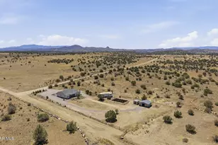 23962 N Headwaters Rd, Paulden, AZ 86334 - Photo 43