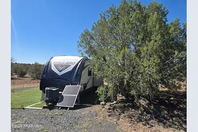 13 W Couchman Trail, Ash Fork, AZ 86320 - Photo 3