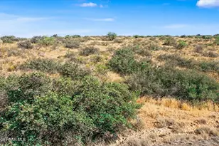 16981 S Rio Vista Rd, Mayer, AZ 86333 - Photo 1
